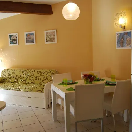 Comfortable With Terrace Near Sea Holiday home Saint-Cyprien (Pyrenees-Orientales)
